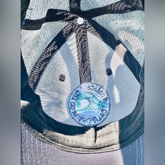 ⭐️Like New! 🧢 🌊Purchased from Crescent City, California Gift Shop! - Picture 4 of 7